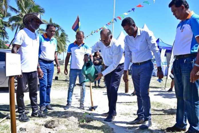 Sustainable Beach And Lagoon Cleanup Programme Launched At Flic En Flac Public Beach
